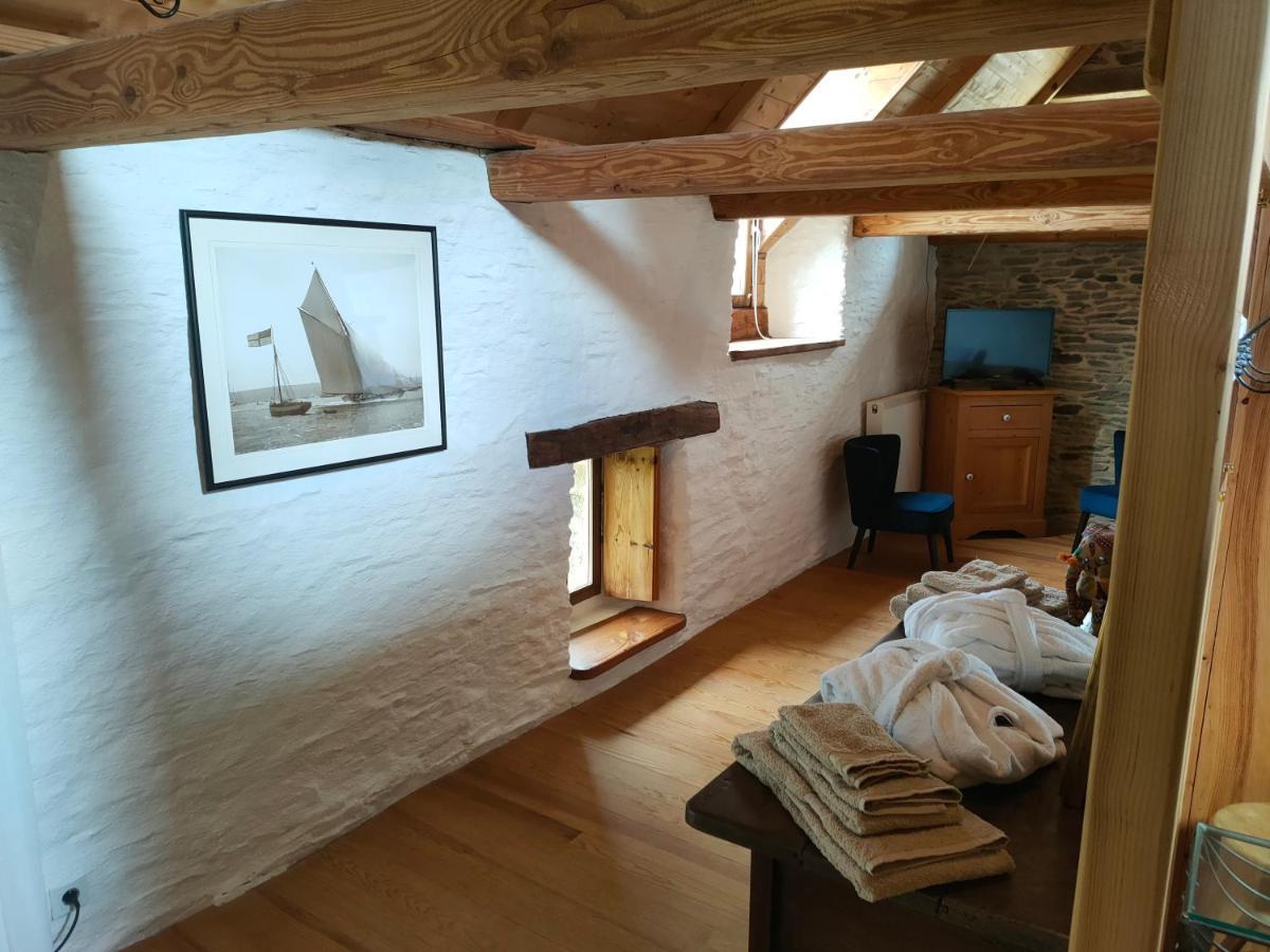Chambres D'Hotes, Zimmer, Domaine De Kervennec Carhaix-Plouguer Exterior foto